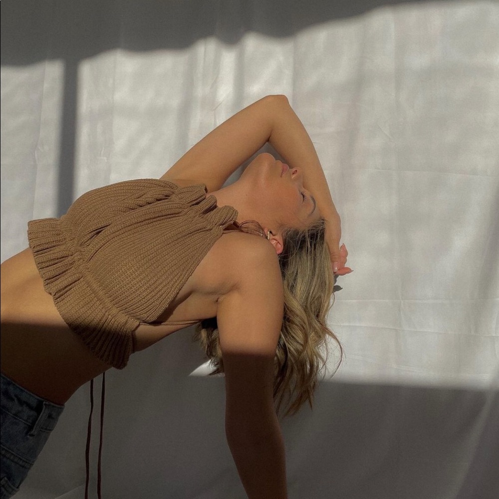 Scrunched knit top